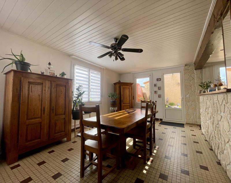 Maison - 144 m² - 8 pièces