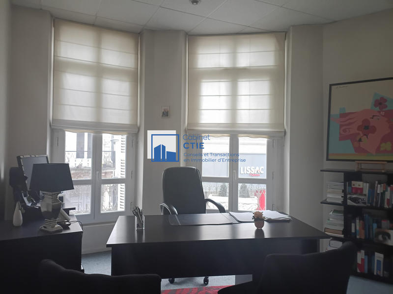 Bureau - 115 m²