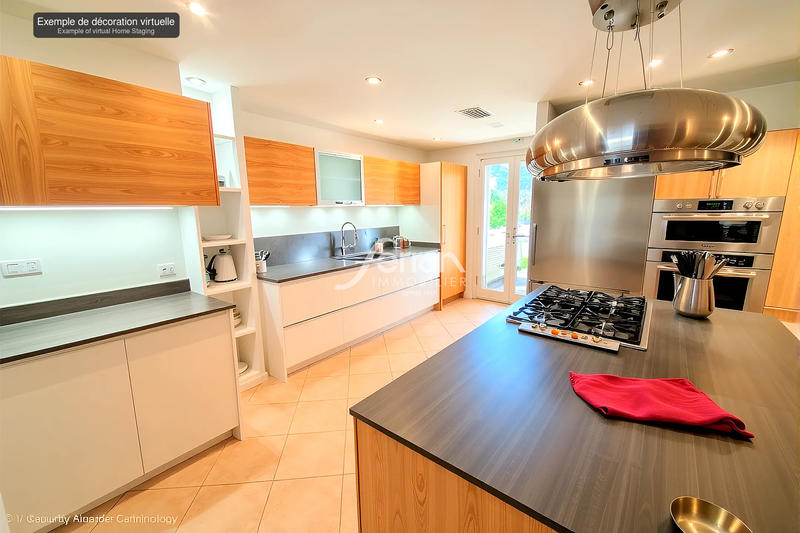 Maison - 170 m² - 5 pièces