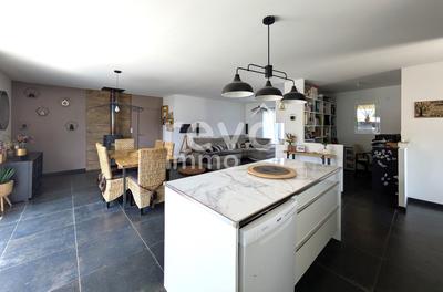 Maison - 119 m² - 4 pièces