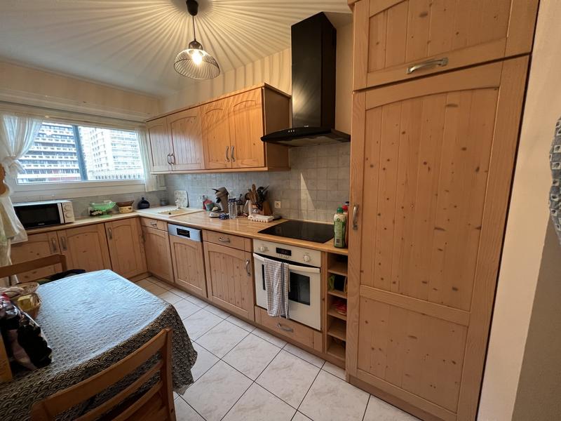 Appartement - 86 m² - 5 pièces