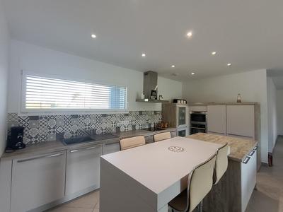 Maison - 121 m² - 4 pièces