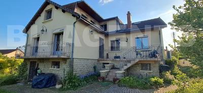 Maison - 150 m² - 7 pièces
