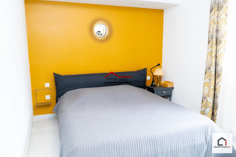 Maison - 520 m² - 8 pièces