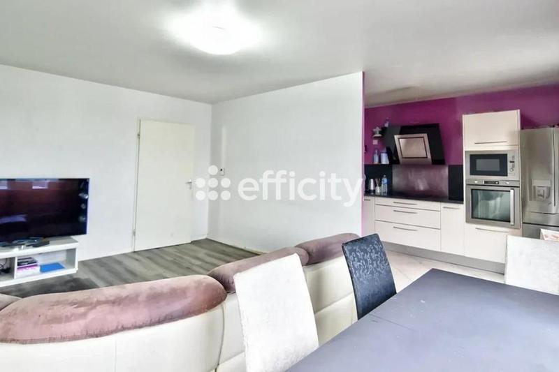 Appartement - 77 m² - 4 pièces