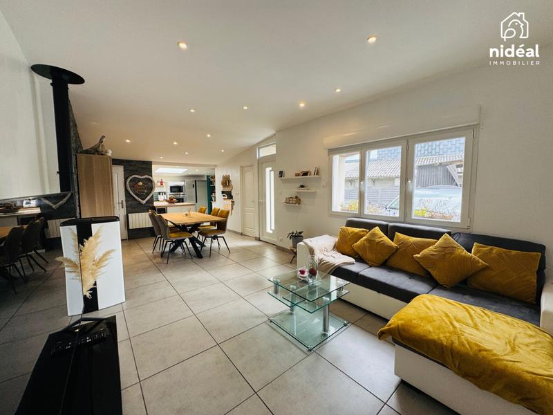 Maison - 105 m² - 5 pièces