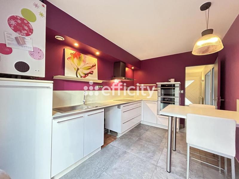 Pavillon - 104 m² - 5 pièces