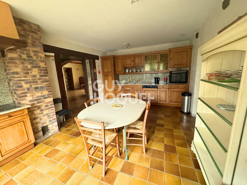 Maison - 514 m² - 15 pièces