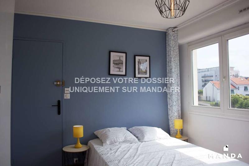 Chambre - 11 m² - 6 pièces