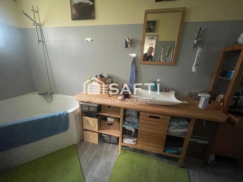 Maison - 140 m² - 6 pièces