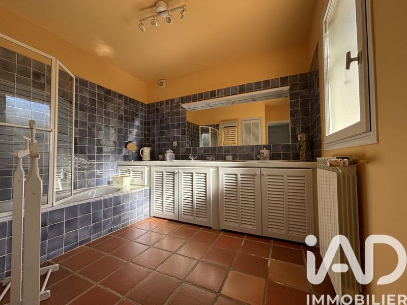 Maison - 177 m² - 6 pièces