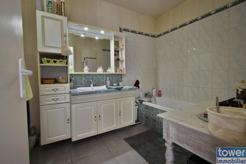 Maison - 160 m² - 5 pièces