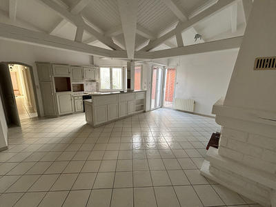 Maison - 104 m² - 5 pièces