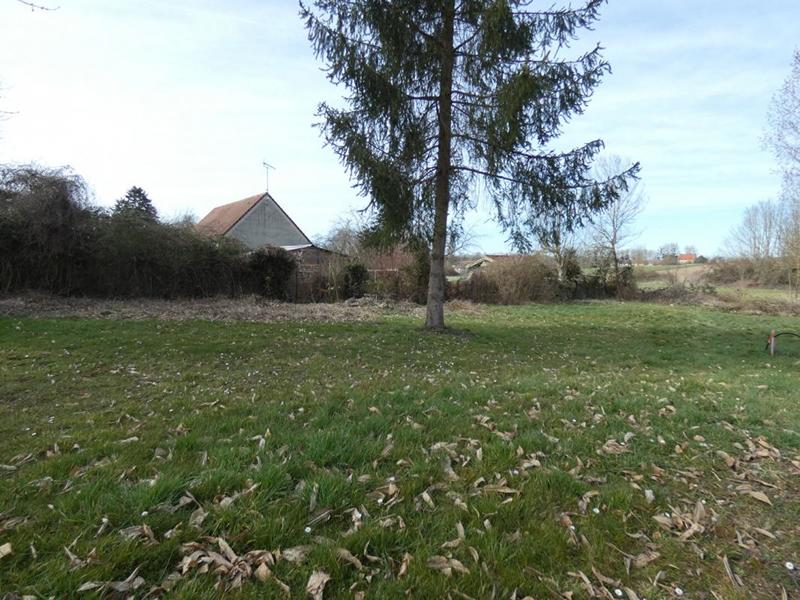 Terrain constructible - 808 m²