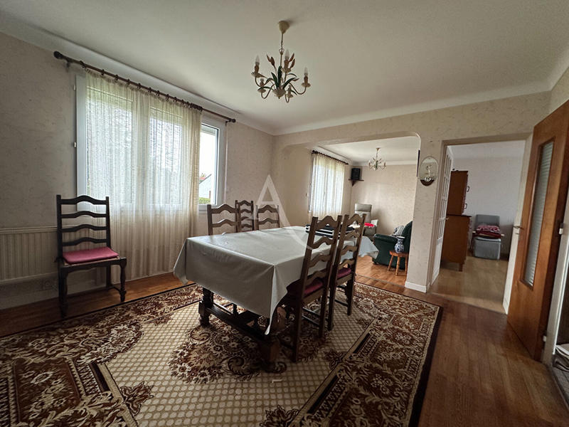 Maison - 102 m² - 6 pièces