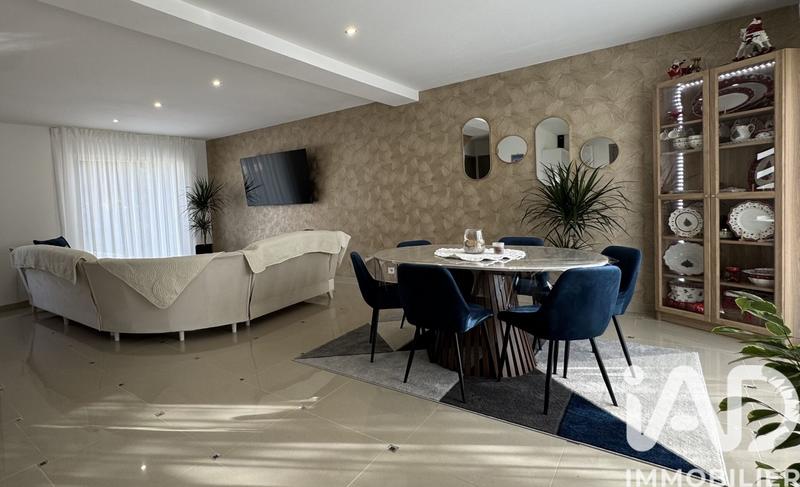 Maison - 125 m² - 6 pièces