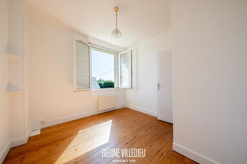 Maison - 93 m² - 5 pièces