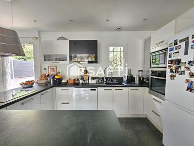 Maison - 124 m² - 6 pièces