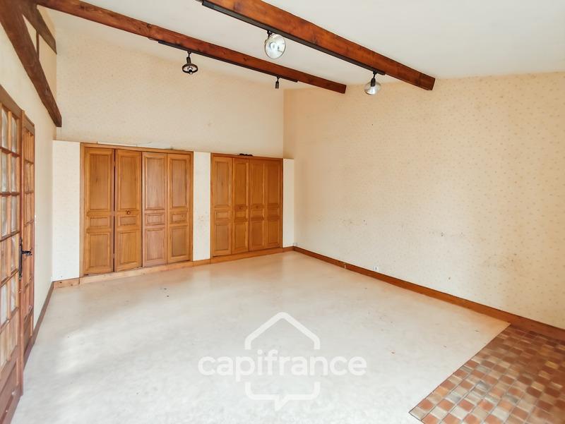 Local commercial - 179 m² - 5 pièces