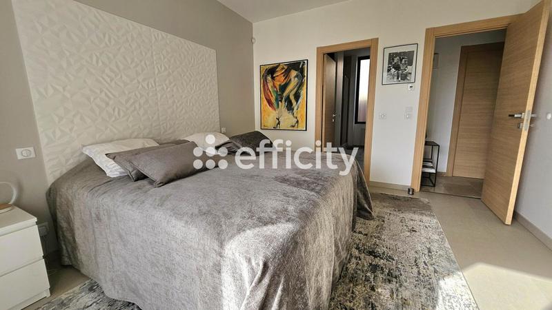 Maison - 190 m² - 5 pièces