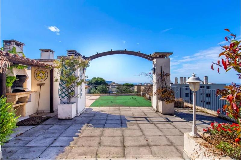 Appartement - 144 m² - 4 pièces