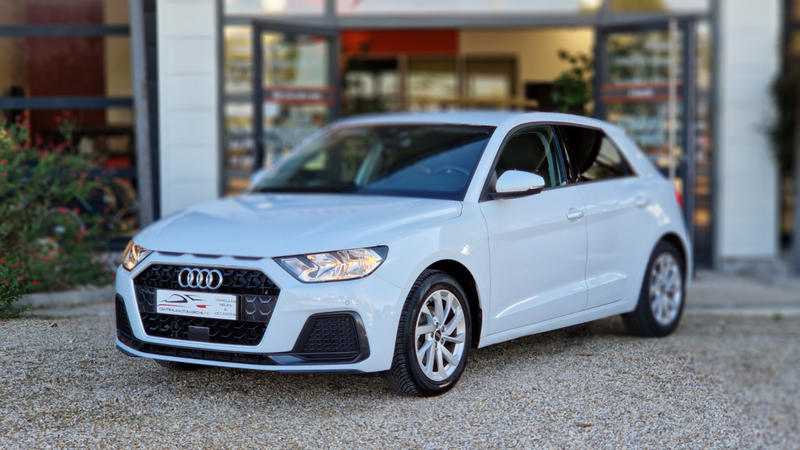 Audi A1 sportback 30 Tfsi 110 ch s tronic 7 Business line