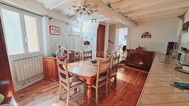 Maison en pierre - 111 m² - 7 pièces