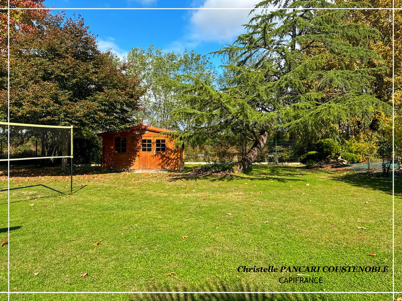 Maison - 204 m² - 6 pièces