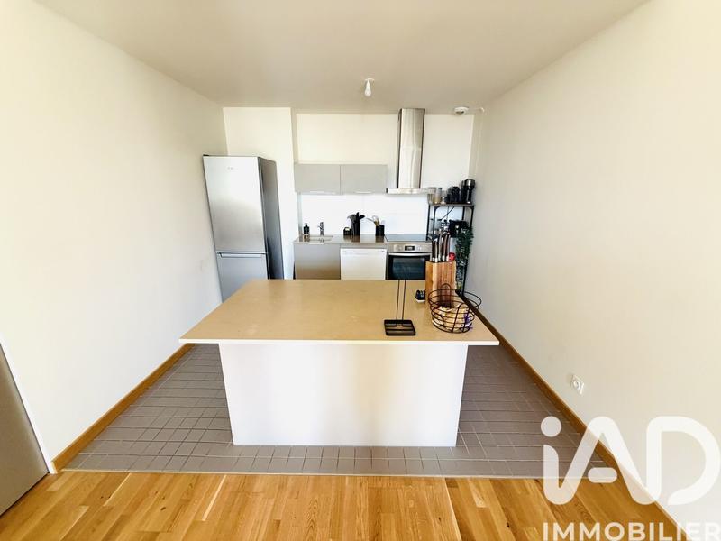 Appartement - 100 m² - 4 pièces