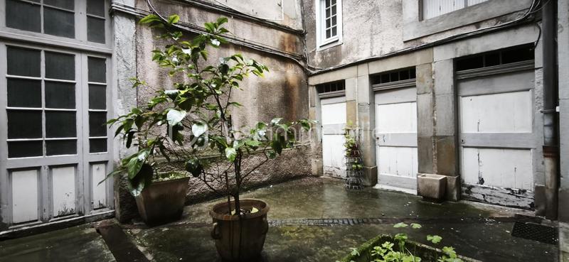 Studio - 123 m² - 5 pièces