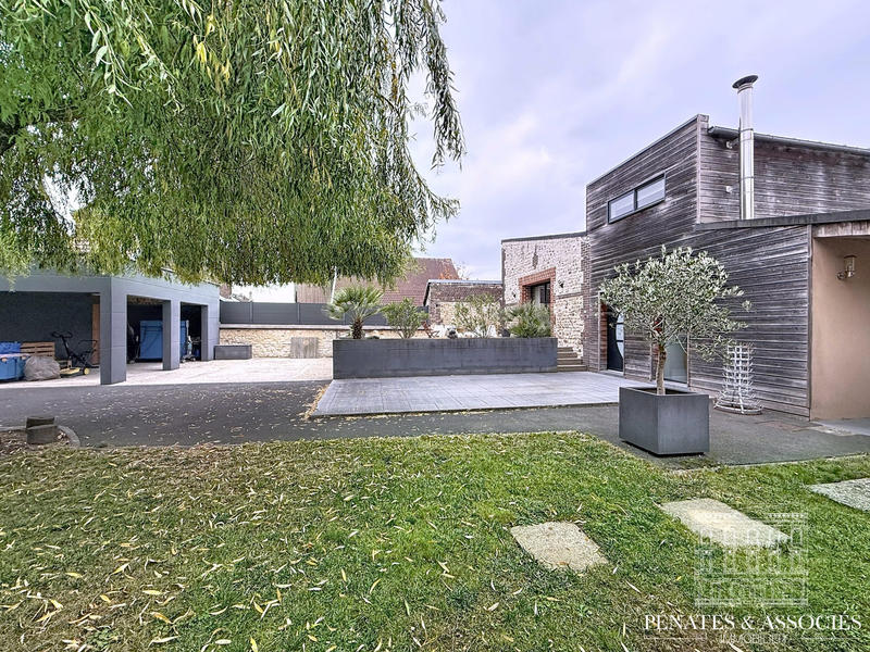 Maison - 175 m² - 6 pièces