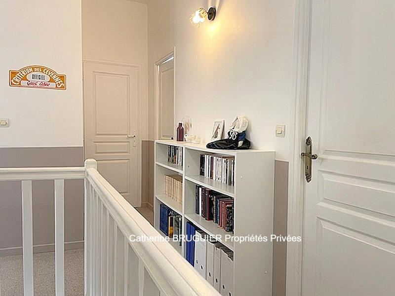 Maison - 195 m² - 10 pièces