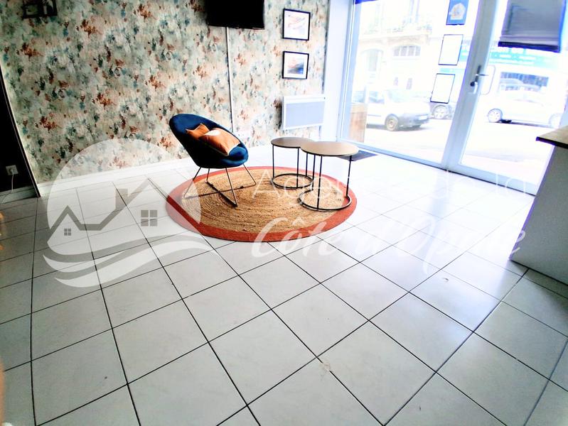 Local commercial - 66 m²