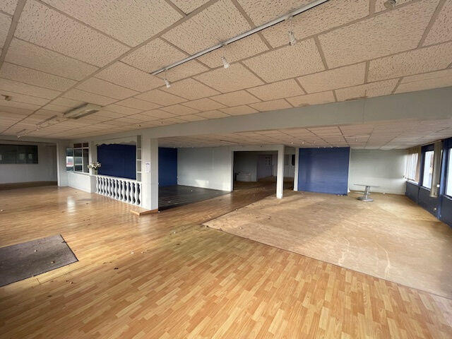 Local commercial - 1 000 m²