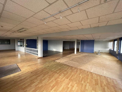 Local commercial - 1 000 m²