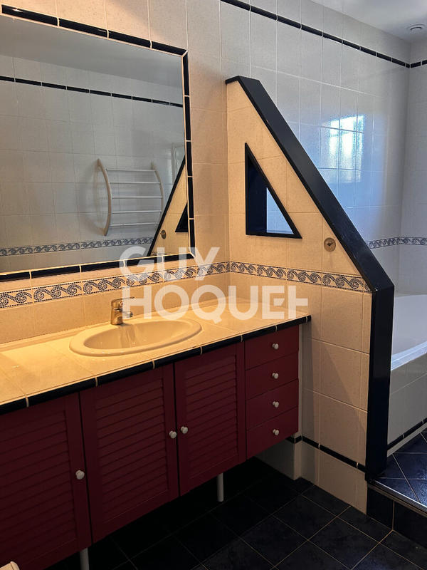 Maison - 77 m² - 3 pièces