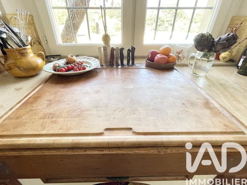 Maison - 433 m² - 16 pièces