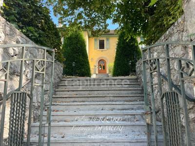 Maison - 172 m² - 6 pièces