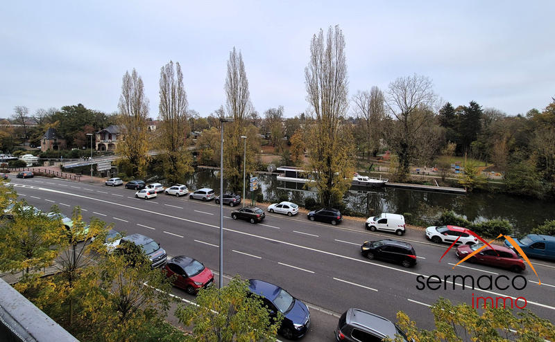 Appartement - 94 m² - 5 pièces