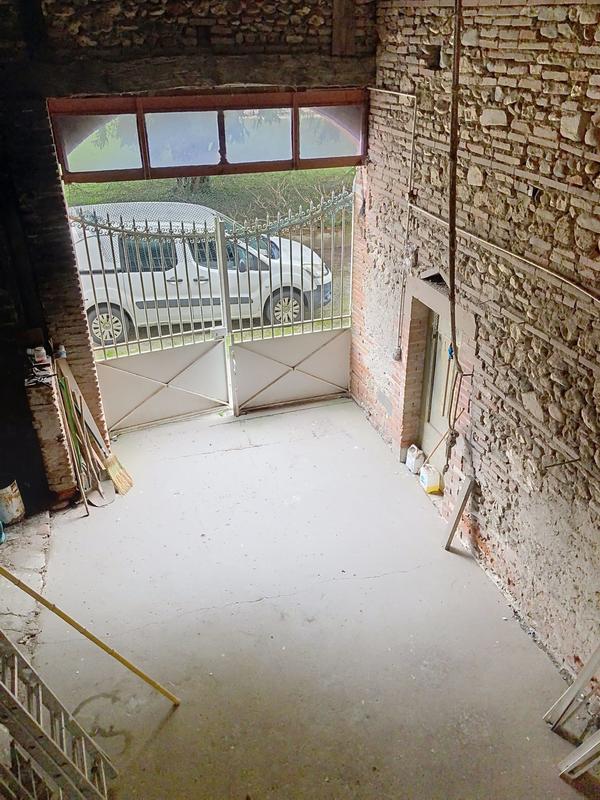 Maison - 300 m² - 12 pièces