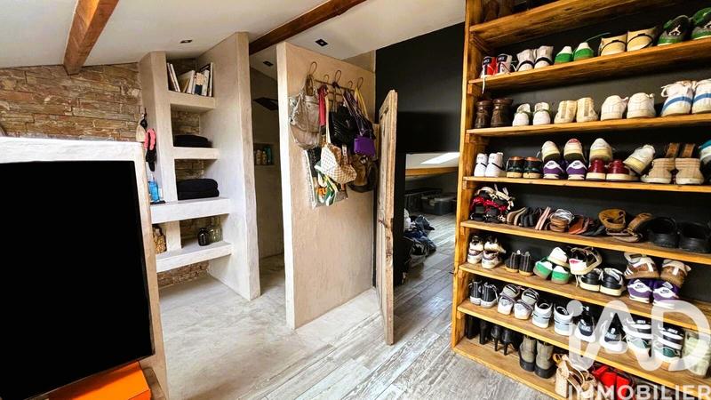 Maison - 205 m² - 7 pièces