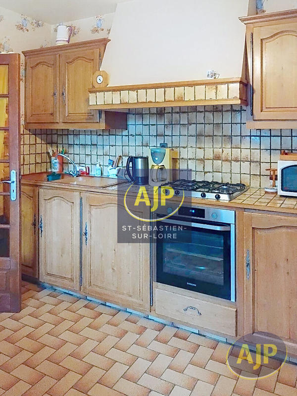 Maison - 188 m² - 6 pièces