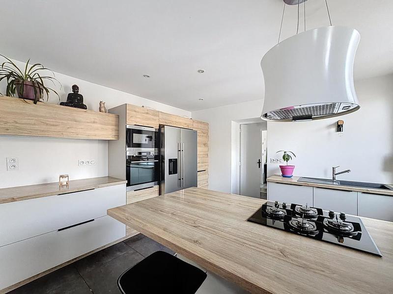 Appartement - 66 m² - 3 pièces