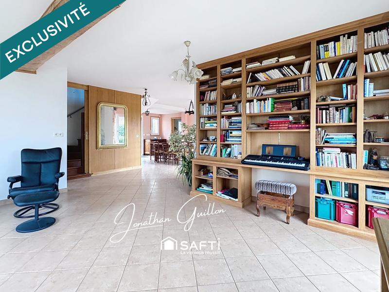 Maison - 272 m² - 8 pièces