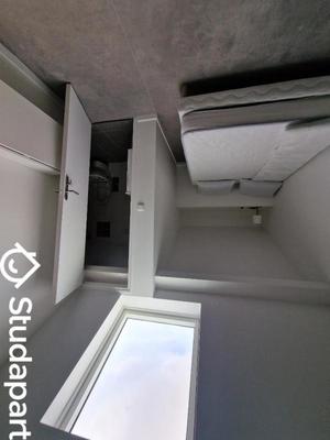 Chambre - 11 m² - 1 pièce