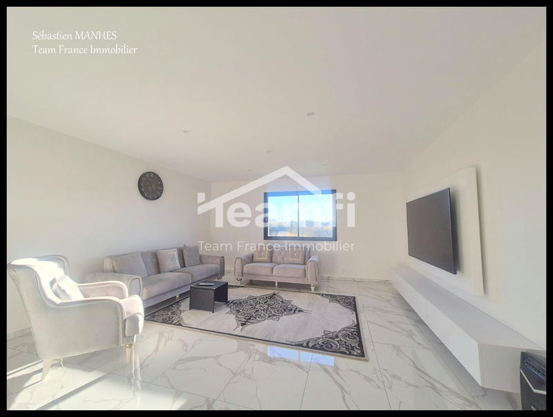 Maison - 138 m² - 5 pièces