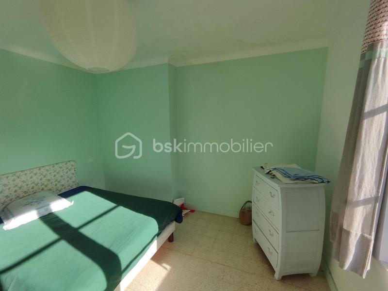 Maison - 180 m² - 8 pièces