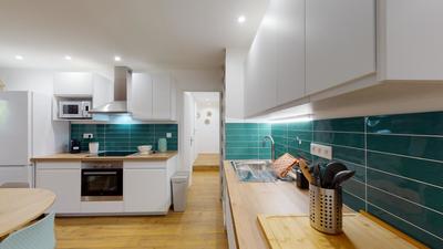 Appartement - 90 m² - 6 pièces