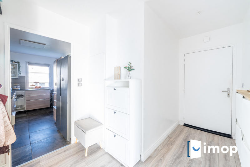 Appartement - 85 m² - 4 pièces