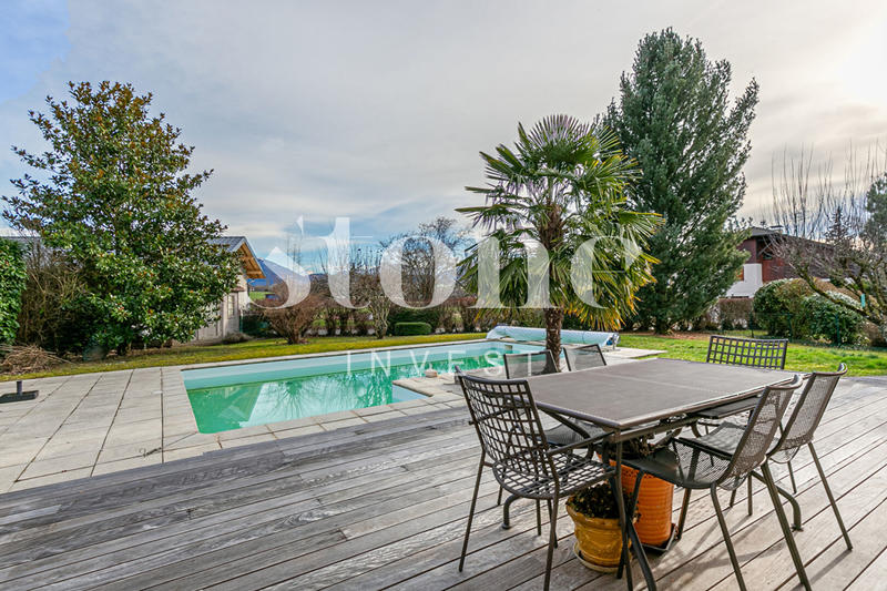 Maison - 147 m² - 7 pièces